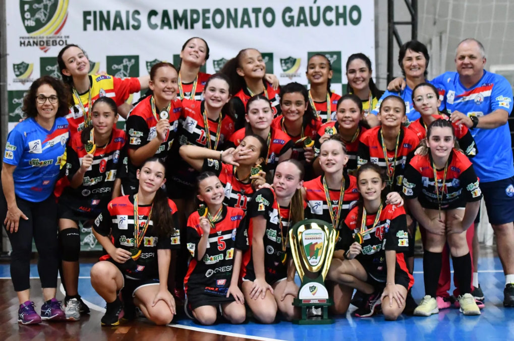 AECB é campeã estadual em três categorias femininas