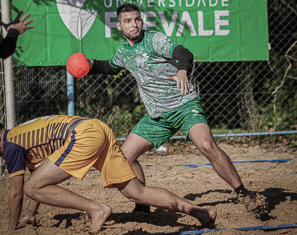 AECB/Feevale disputa o JUBs Praia 2024