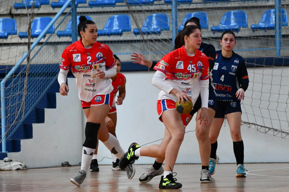 AECB inicia disputa pelo bicampeonato estadual mirim e adulto feminino