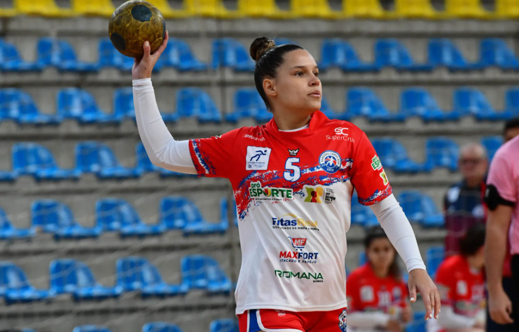 Semana com três equipes da AECB em quadra pelo Estadual